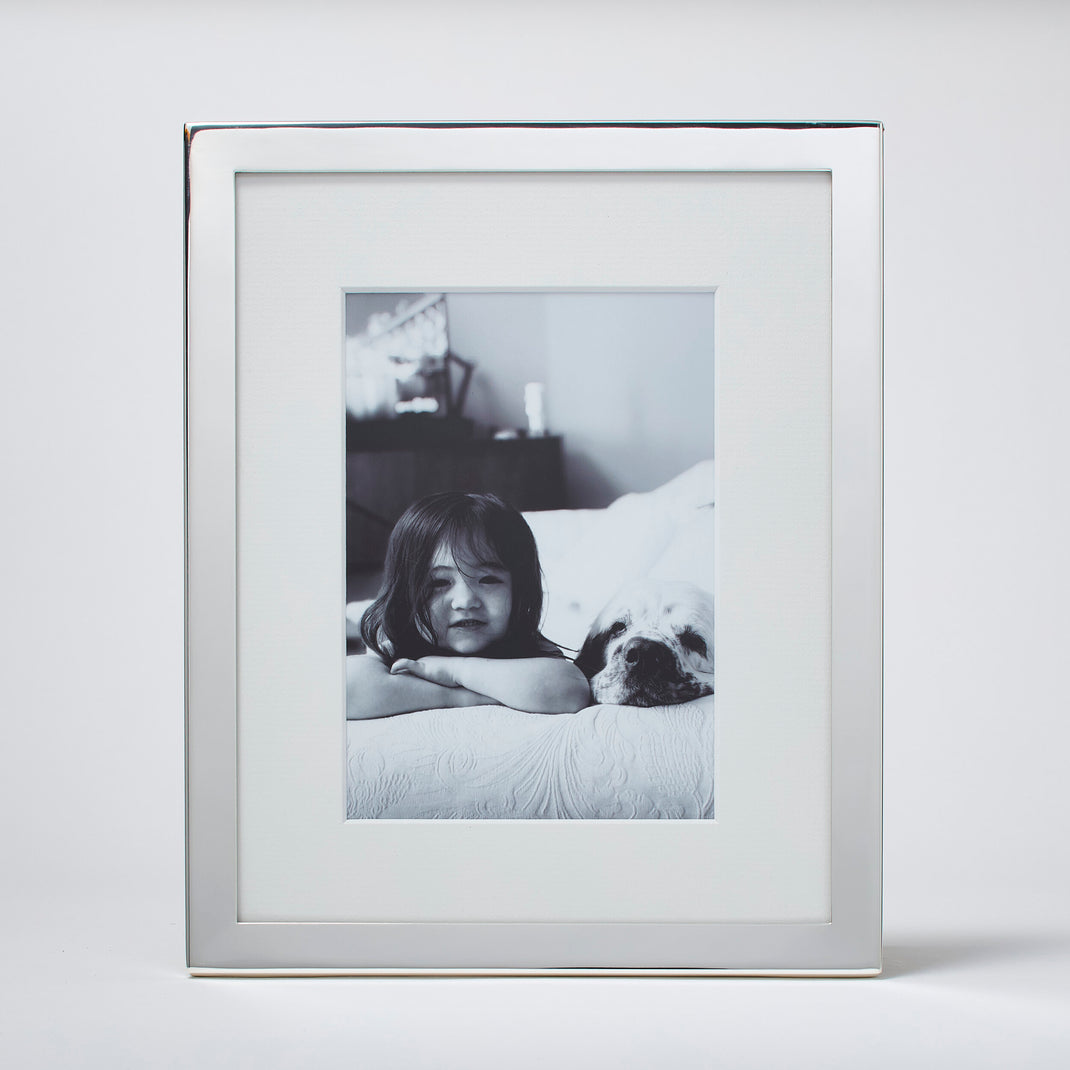 Fine Metal Frame: 9x11 Brass